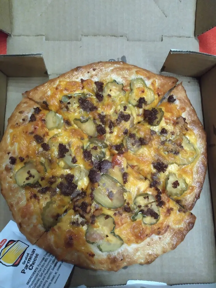 Cheeseburger Pizza